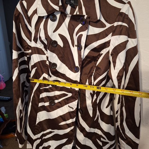 Jacket - Picture 4 of 7